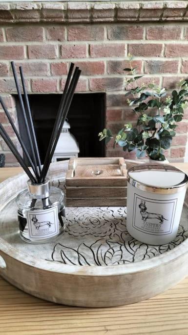 Cosy Cottage With Vineyard View Near Goodwood Chichester Ngoại thất bức ảnh